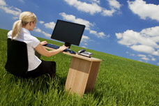 3in-computer-buro-im-freiem.jpg